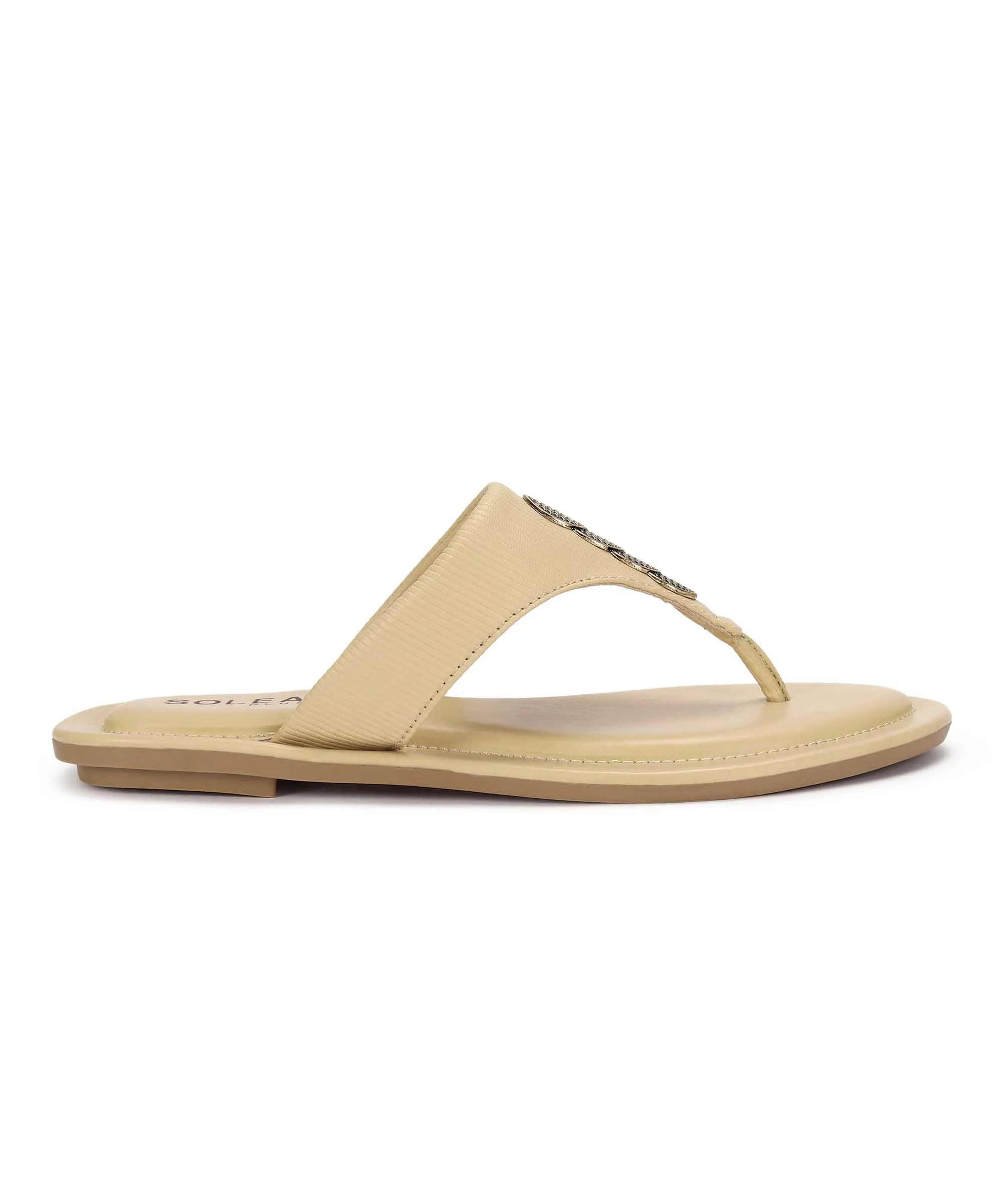 Light Build Chill Essential Paragon K6015L Women Sandals | Casual & Formal Sandals | Stylish, Comfortable & Durable | For Daily & Occasion Wear