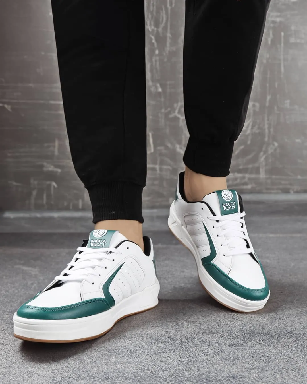 Comfort Enhancement Bacca Bucci Manhattan Low-Top Sneakers