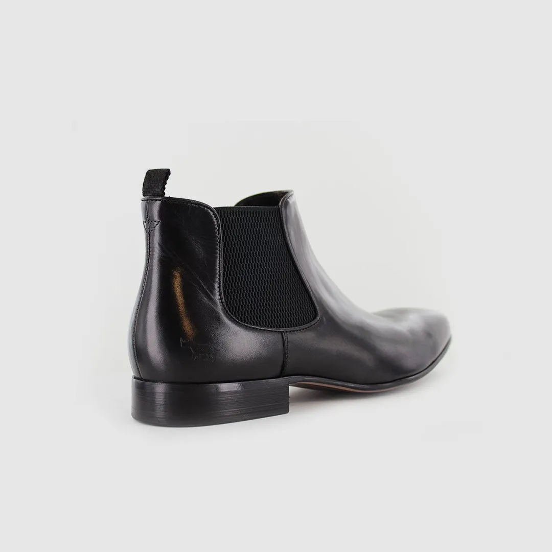 Cushioned Step Active Nomad Ajax Chelsea Boots Black