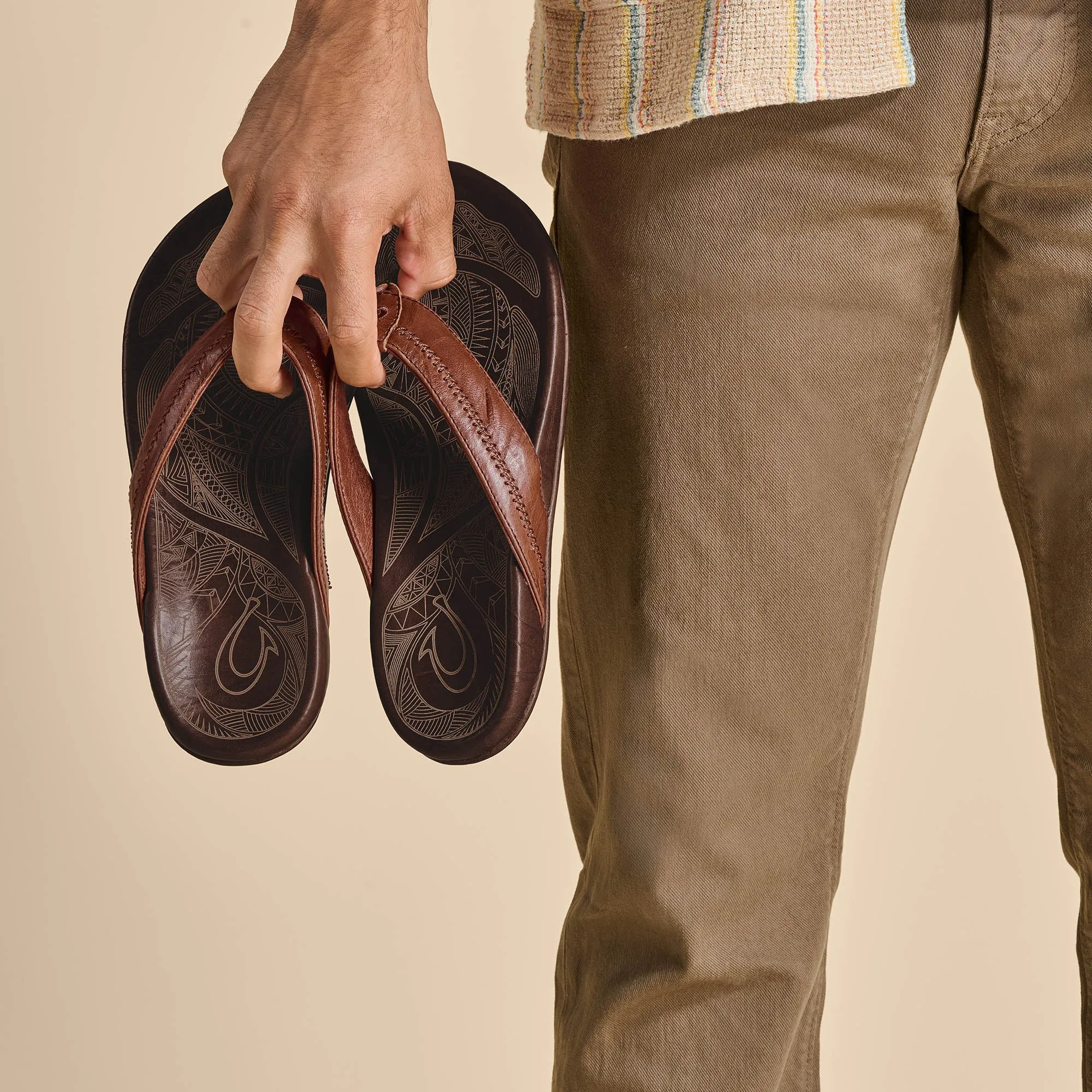 Memory Foam Hiapo - Rum / Dark Wood
