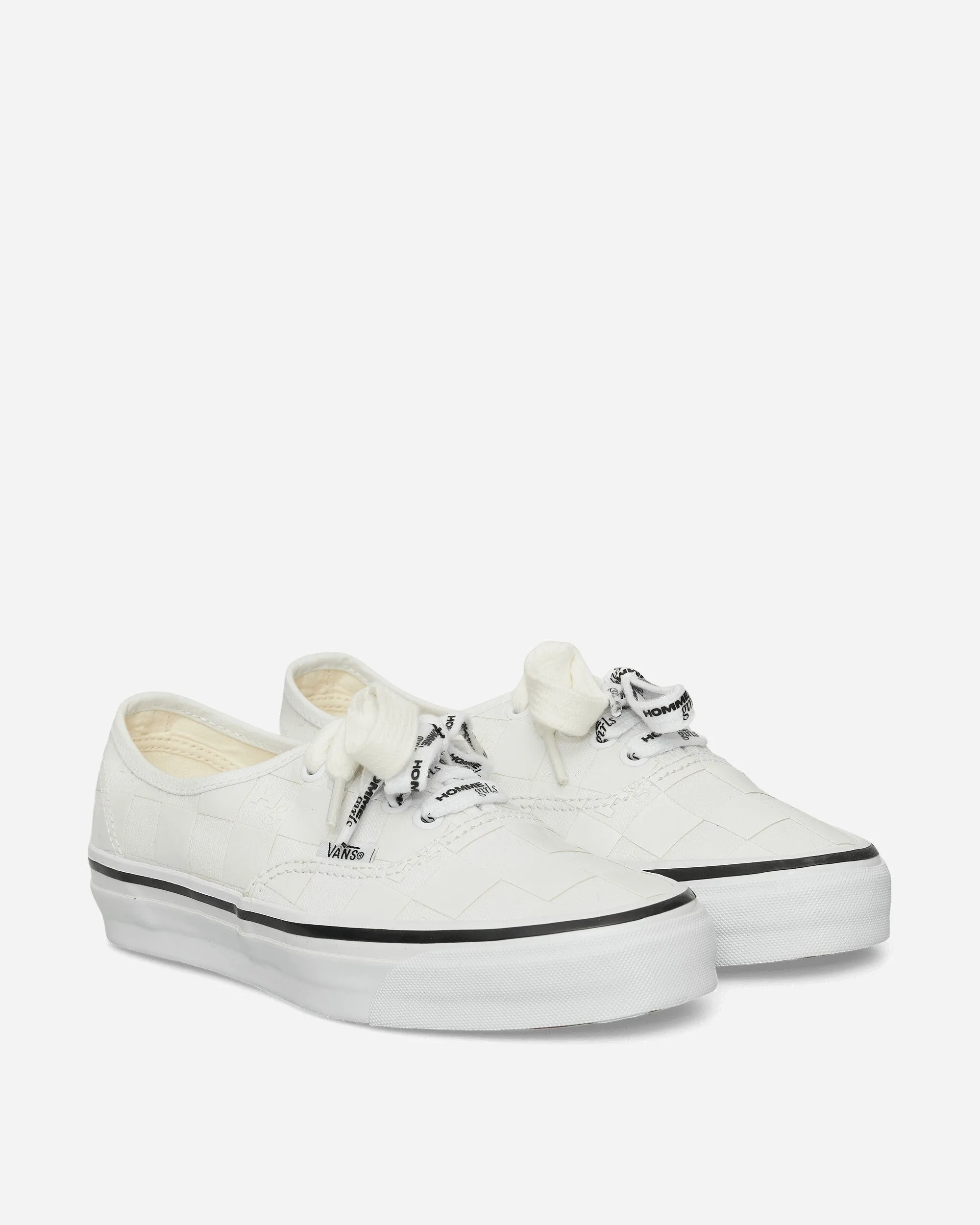 Action Ready Shockproof HommeGirls Authentic 44 Sneakers Marshmallow