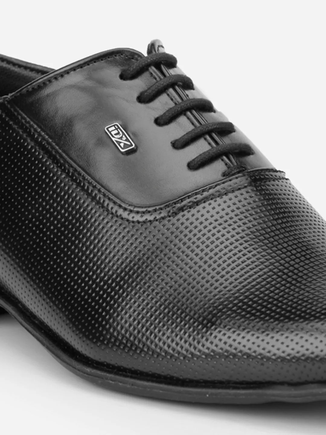 Slim Shape Men's Black Texture Finish Lace Up Formal (IX2031)