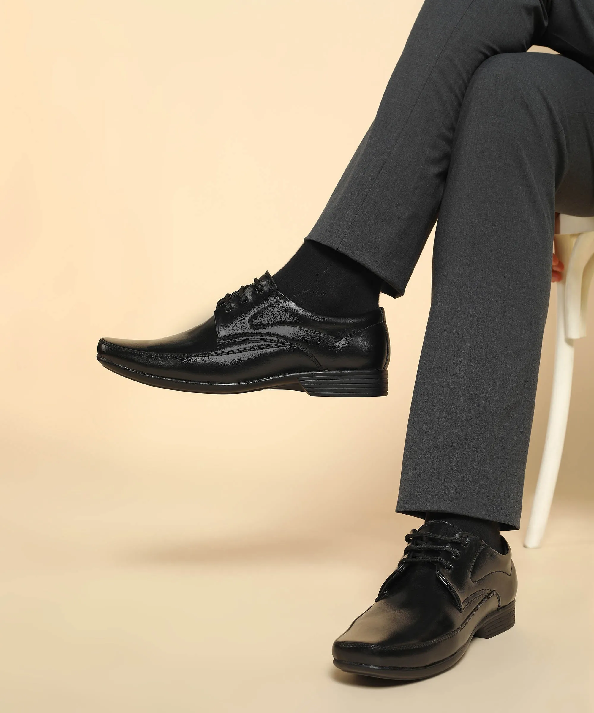 Paragon K11239G Men Formal Shoes | Corporate Office Shoes | Smart & Sleek Design | Comfortable Sole with Cushioning | Daily & Occasion Wear Soft Texture Subtle Color