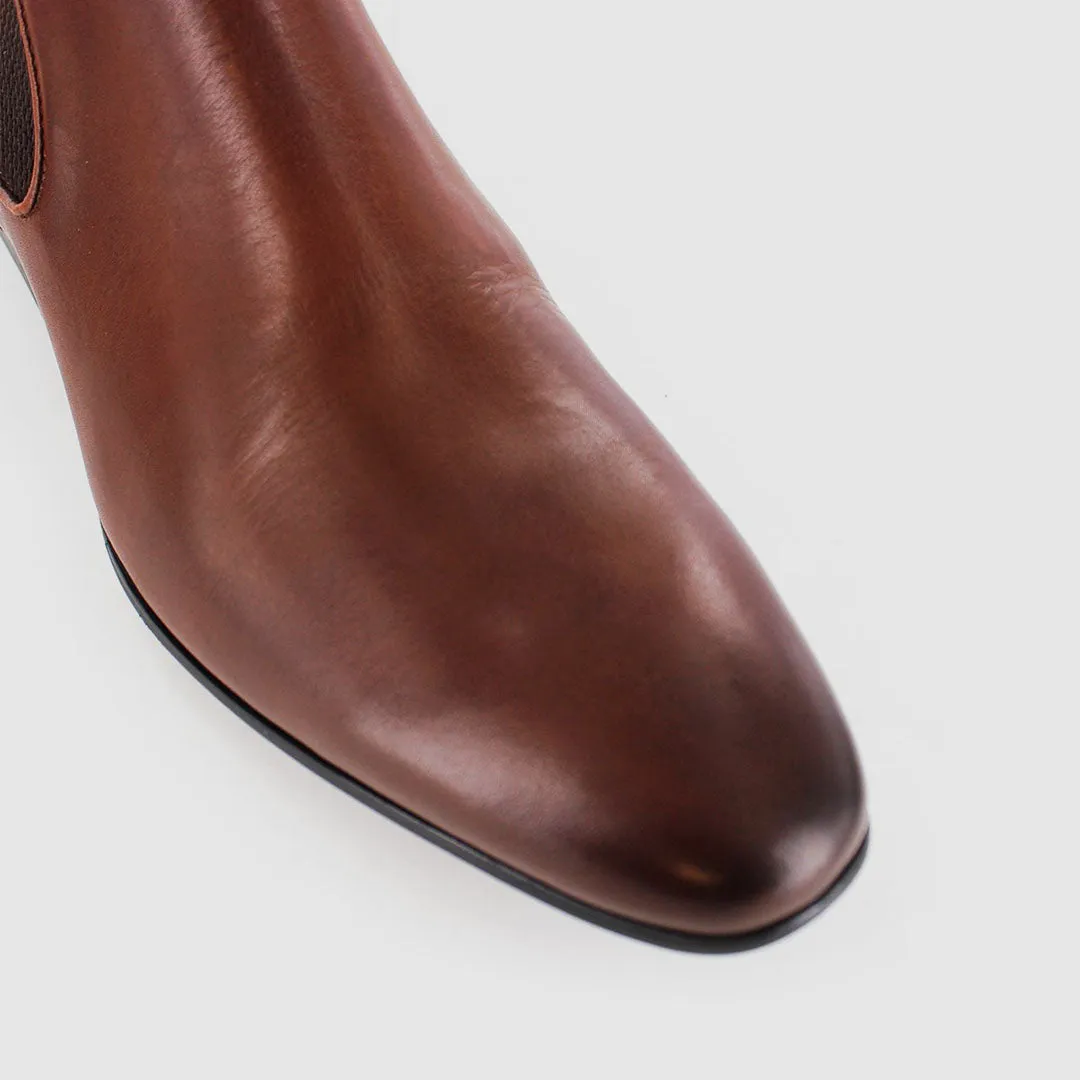 Well Built Every Foot Ajax Chelsea Boots Tan
