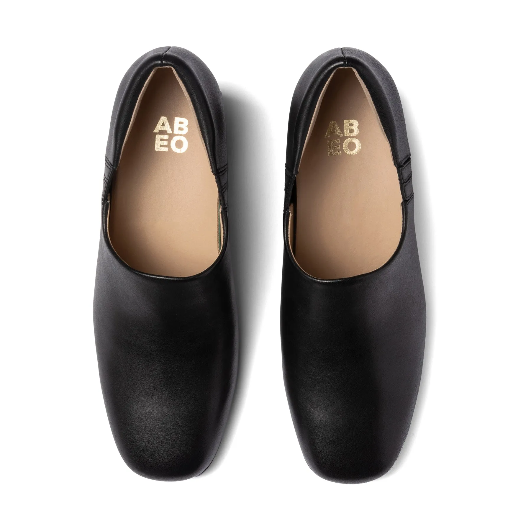 Avenue Slip On Versatile Footwear
