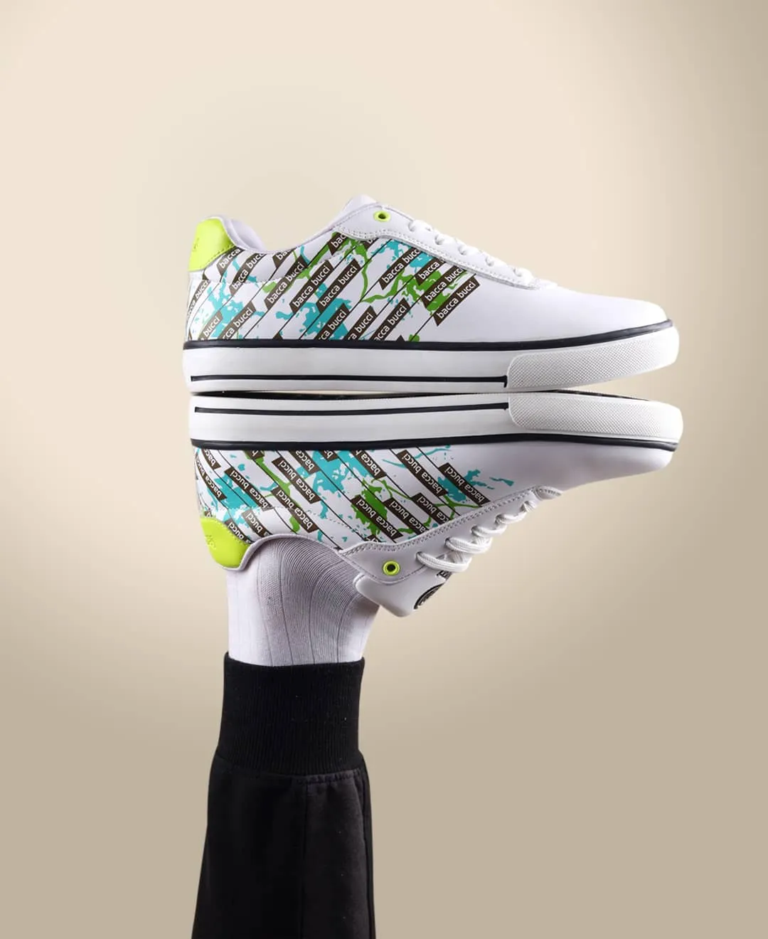 Bacca Bucci Urban Cartographer Linen Air Spring Jump