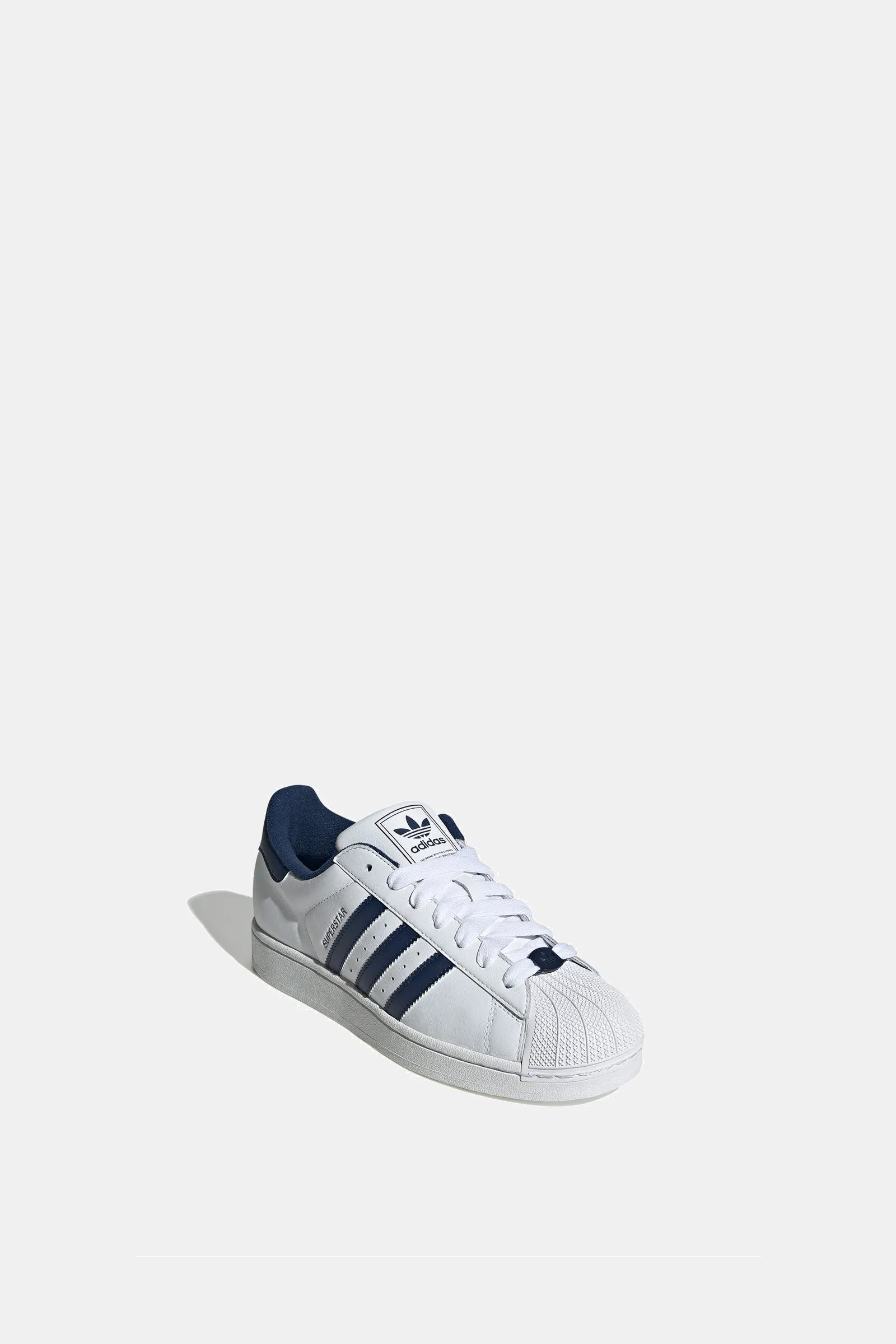Superstar II night walk
