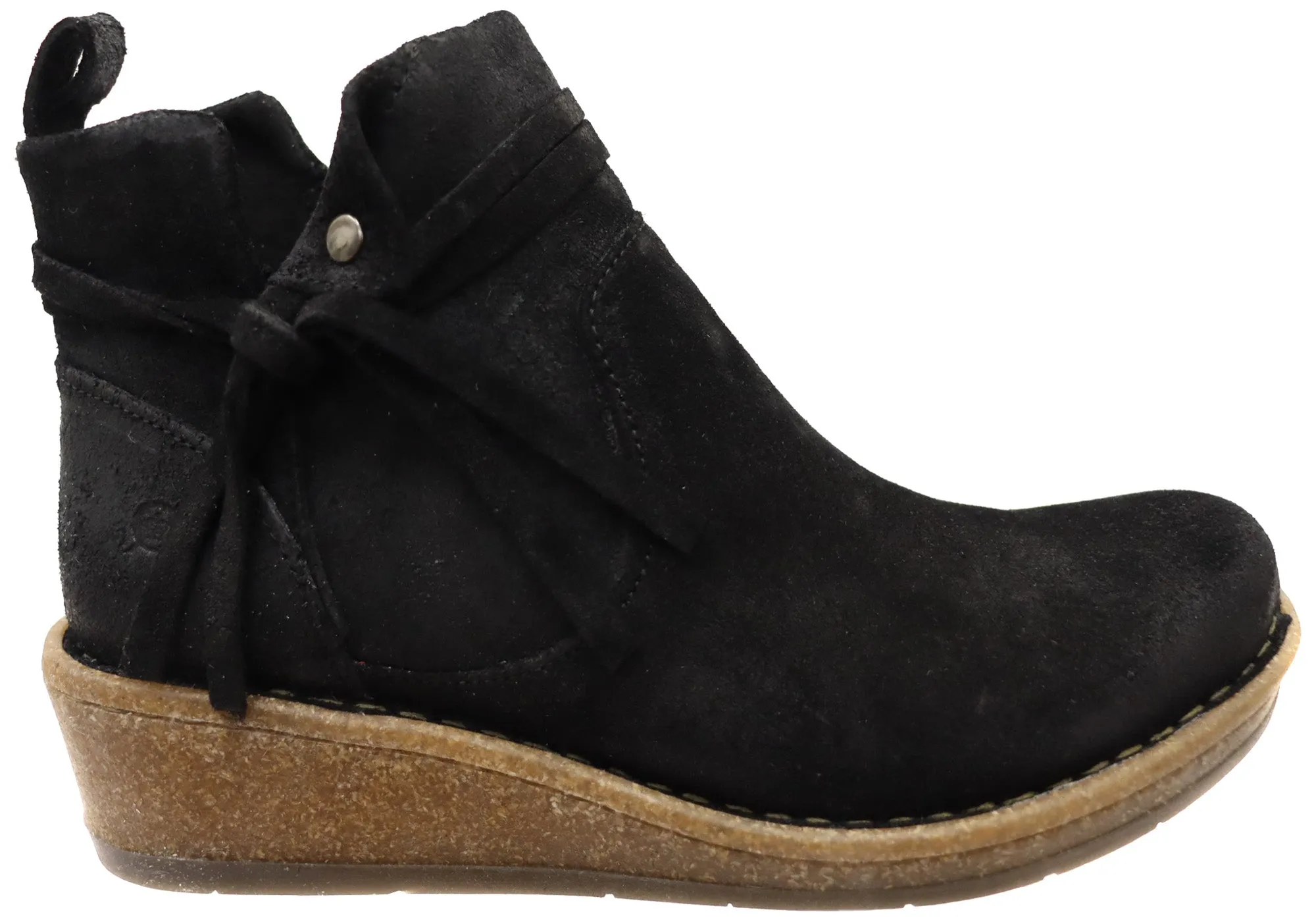 Born Vaughn Womens Comfortable Suede Leather Wedge Ankle Boots Quilt Soft Odor Resistant