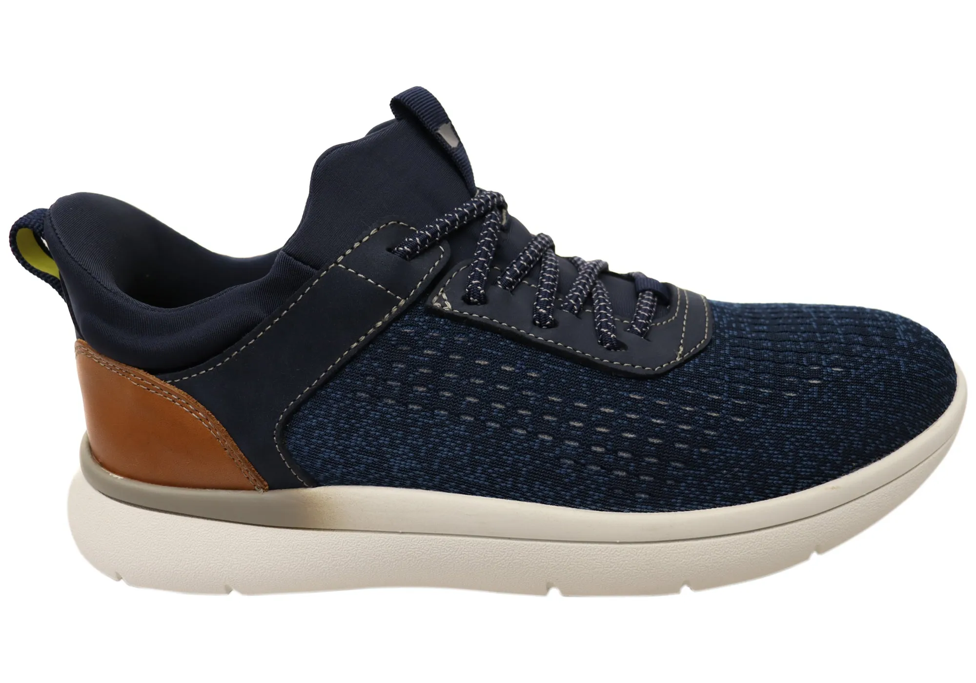 Winter Ready Ultra Responsive Florsheim Mens EE Extra Wide Fleet Knit Elastic Lace Sneakers