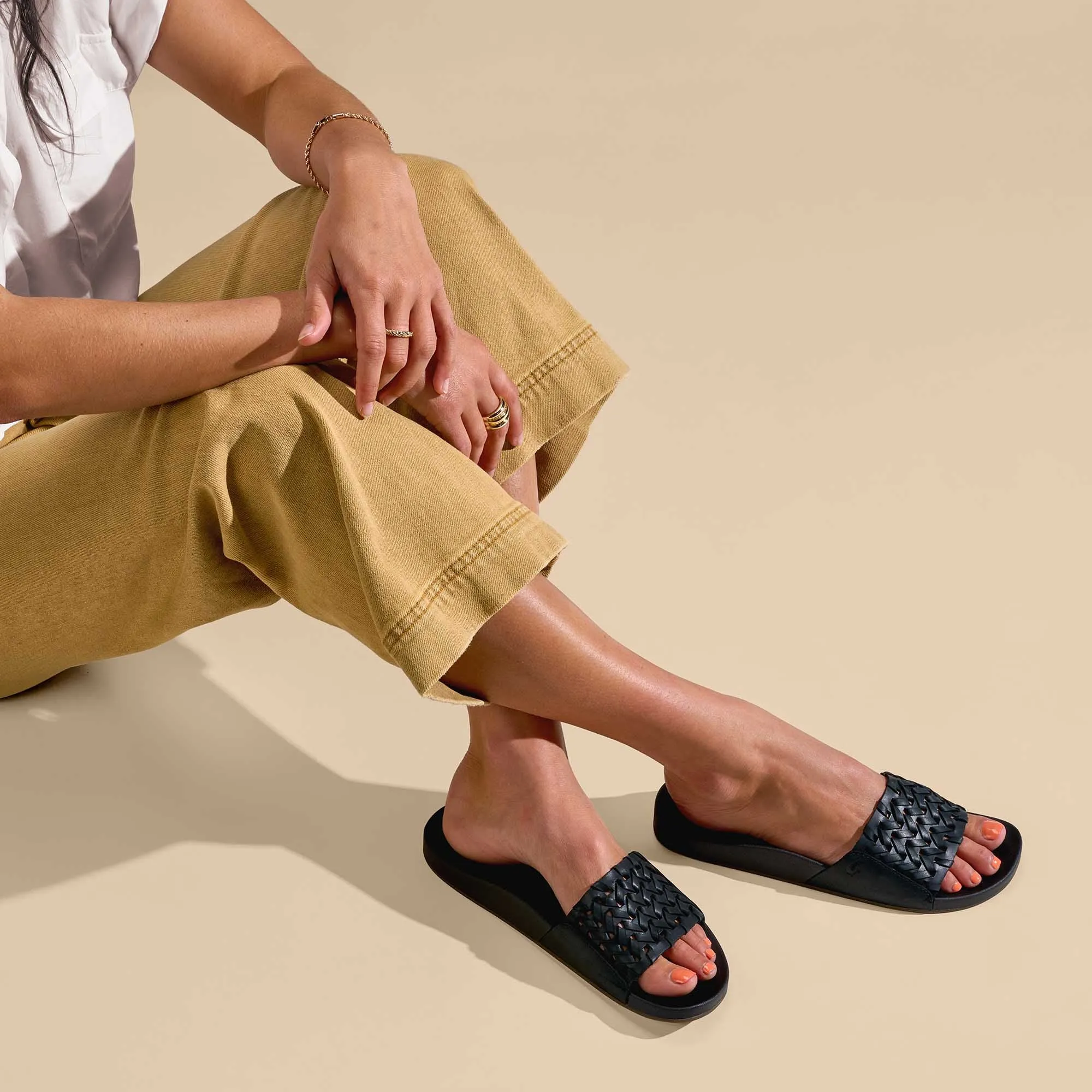 Kmola - Black Multi Shade Walking-Friendly Shoes