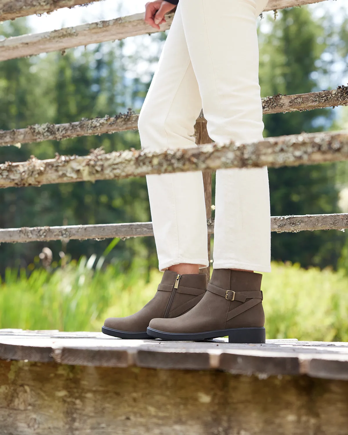 Compass Buckle Ultimate Style