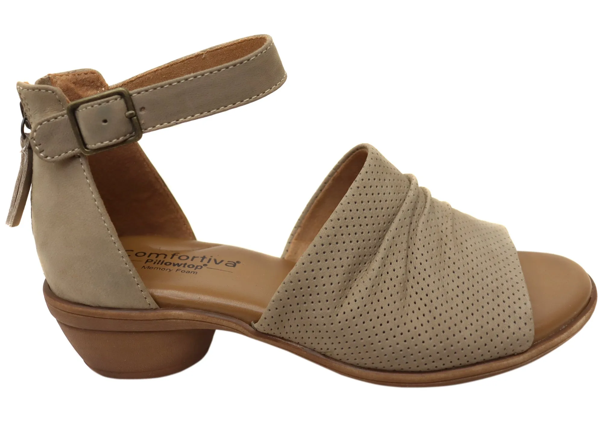 Comfortiva Newnan Womens Comfort Footbed Wide Fit Leather Sandals Knotted Straps
