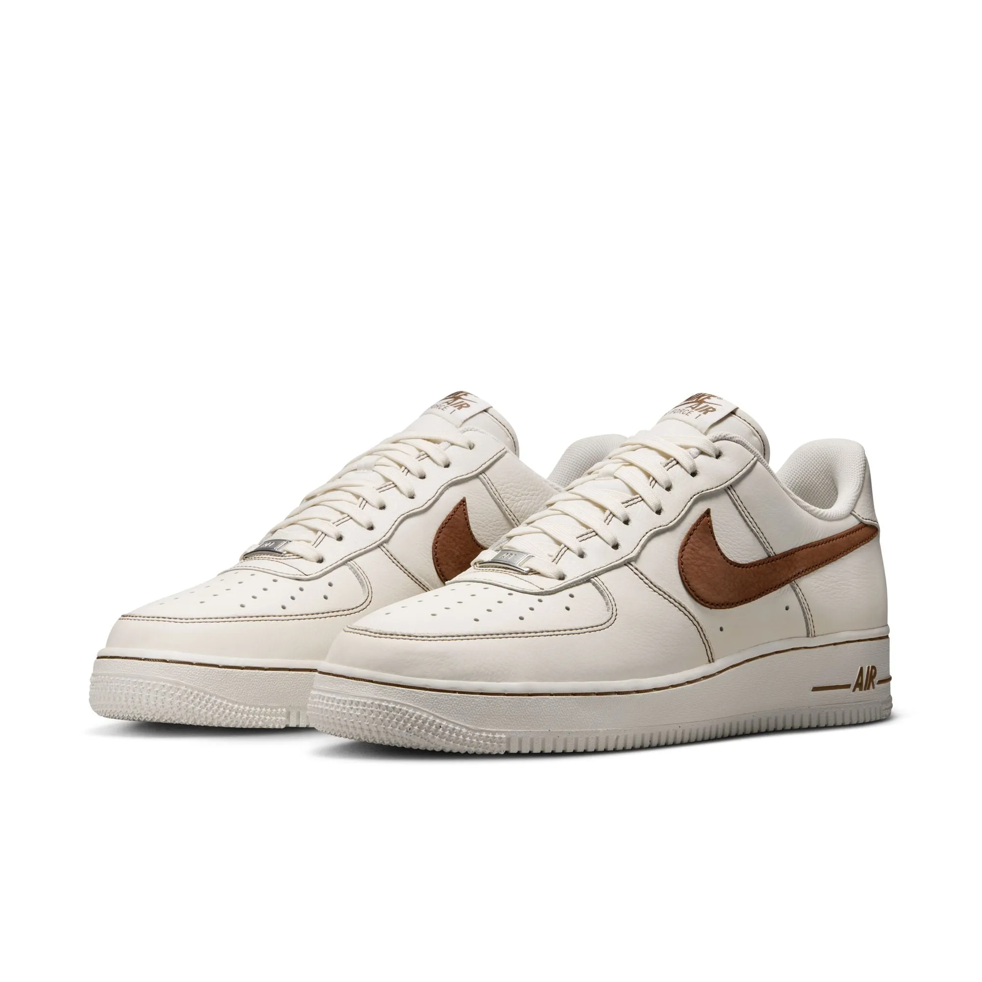Island Vibe group walk loafers M Nike Air Force 1 '07 LV8 HQ2037-101