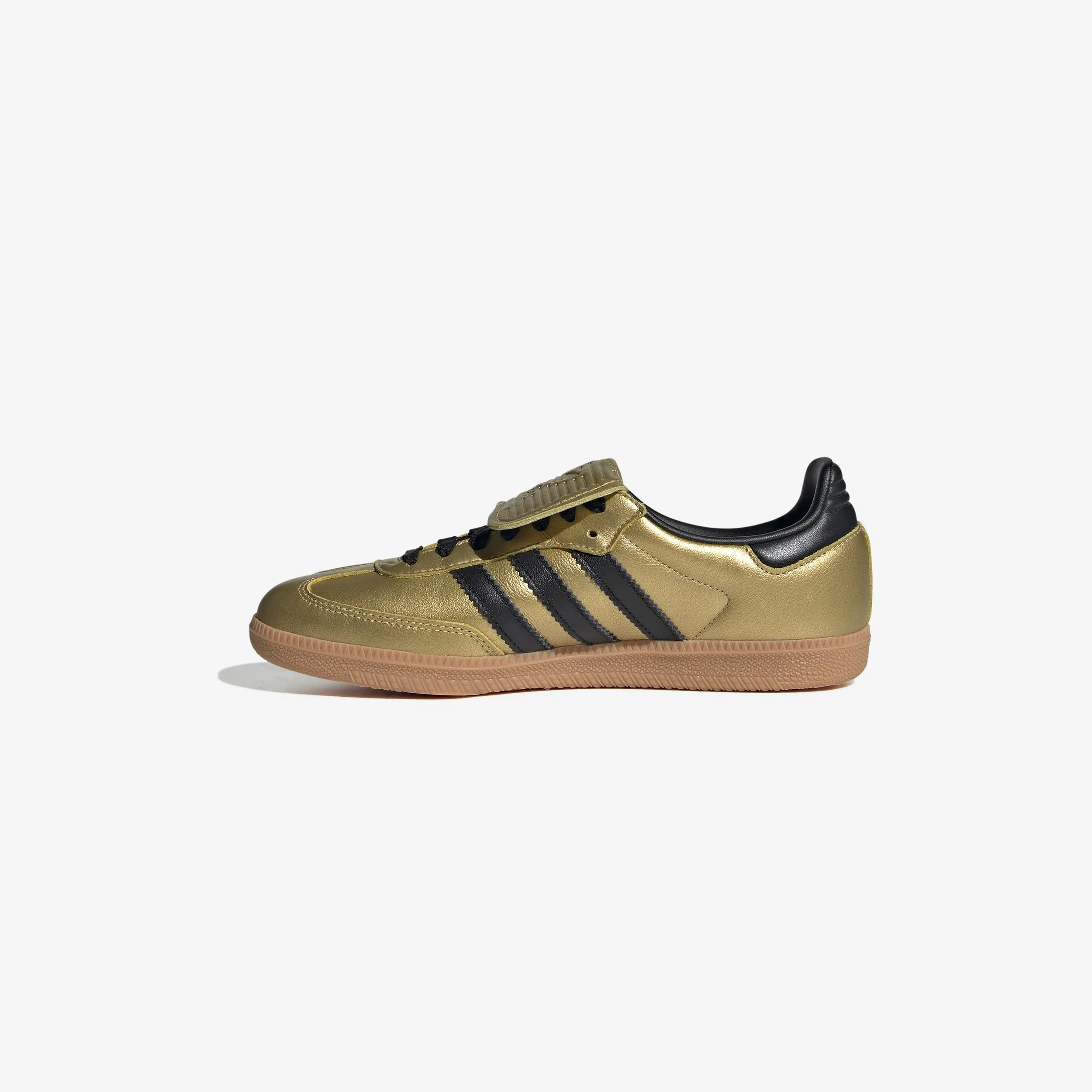 Wmns Samba LT Breathable Material