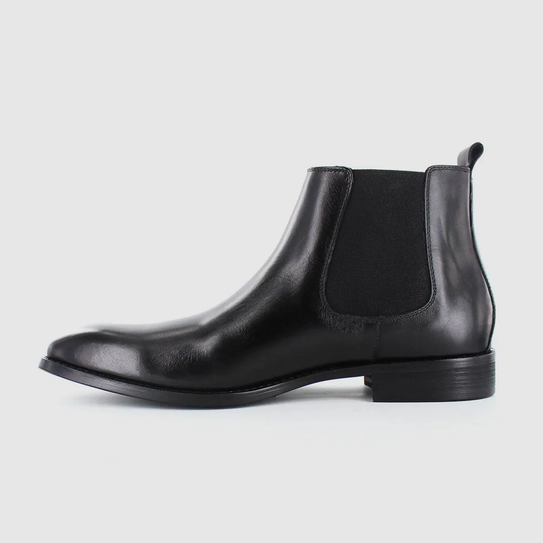 All Day Long On The Move Dawson Chelsea Boots Black