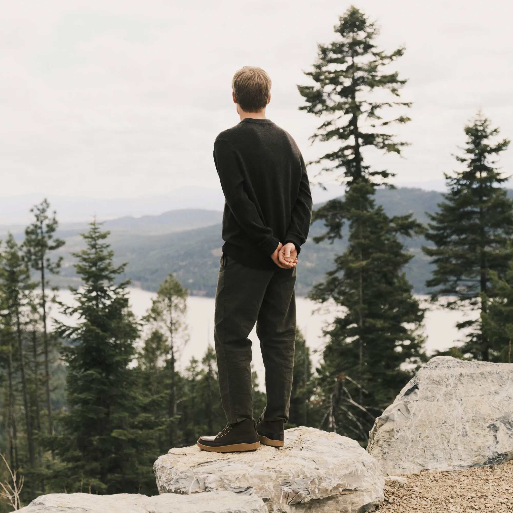 Mlina - Dark Wood Seamless Comfort Weekend Camping Built Tough