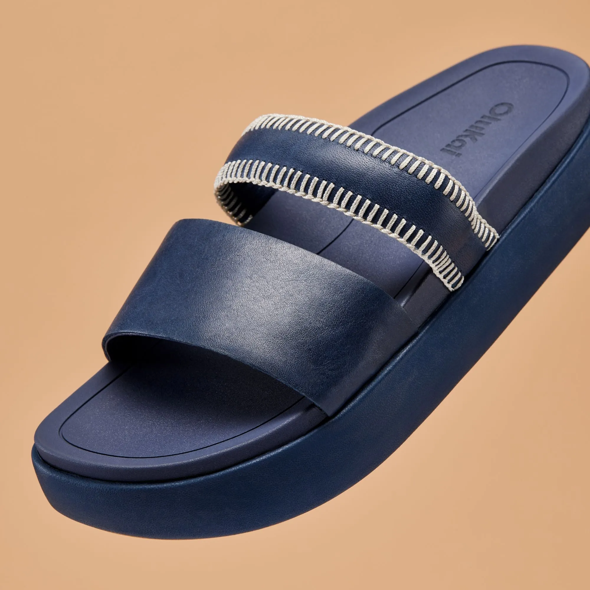 Pae - Mood Indigo Balanced Design Poolside Look