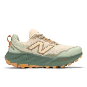 Feather Light Urban Stroll Comfort Enhancement WOMEN'S HIERRO V9 - B - O9 CALCIUM