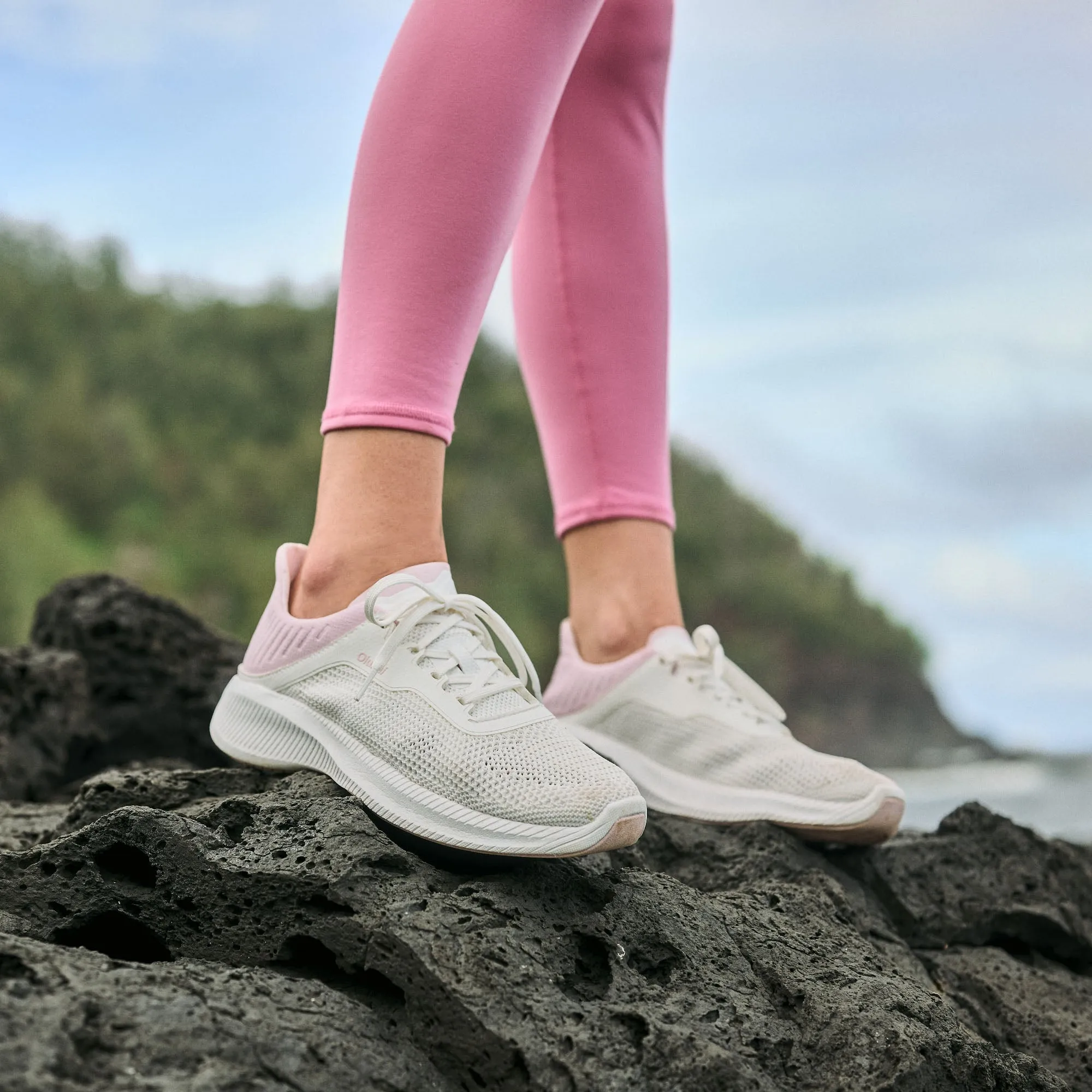 Non-Slip Sole Island Hopper - Bright White / Cotton Candy
