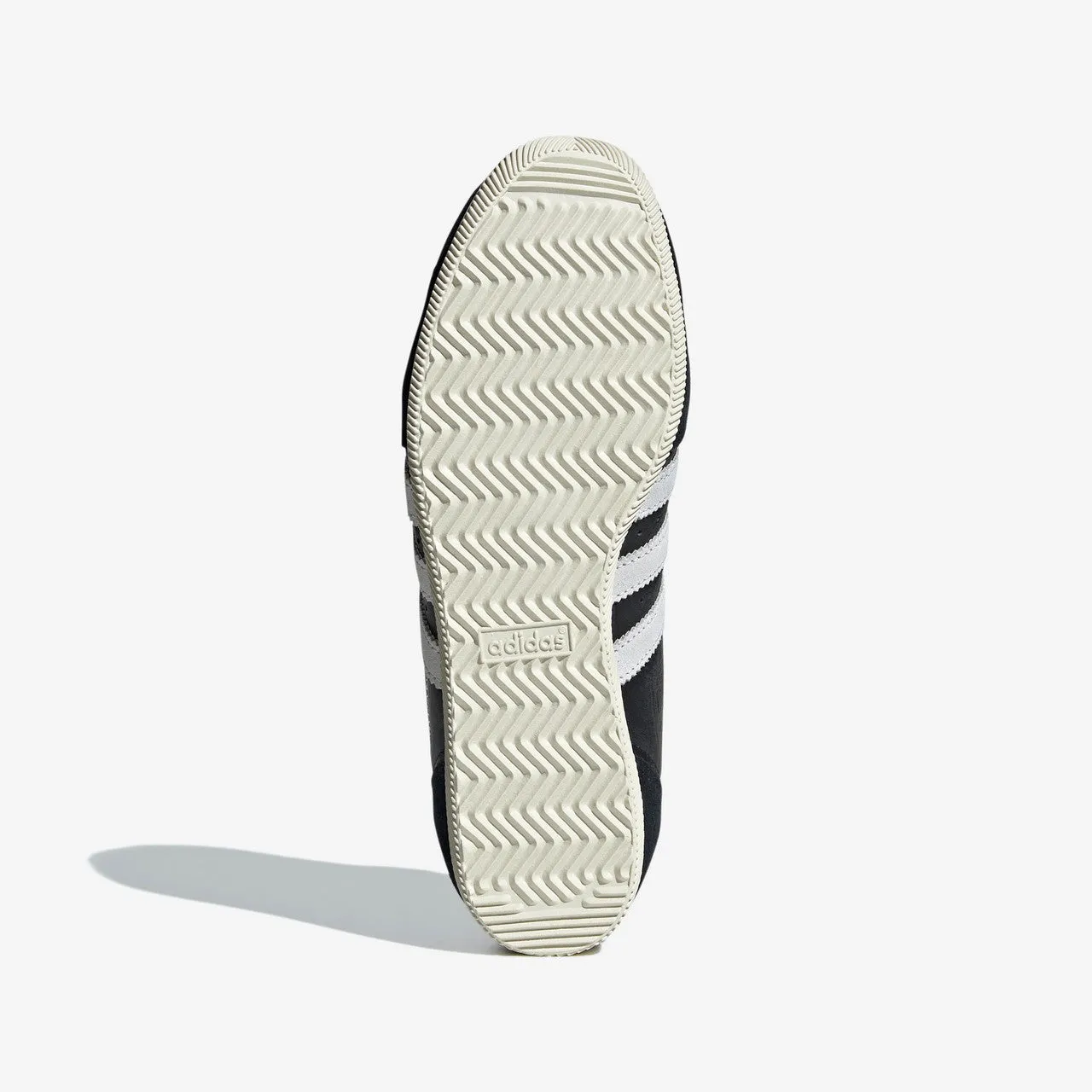 Ergonomic Design Mid Top Japan