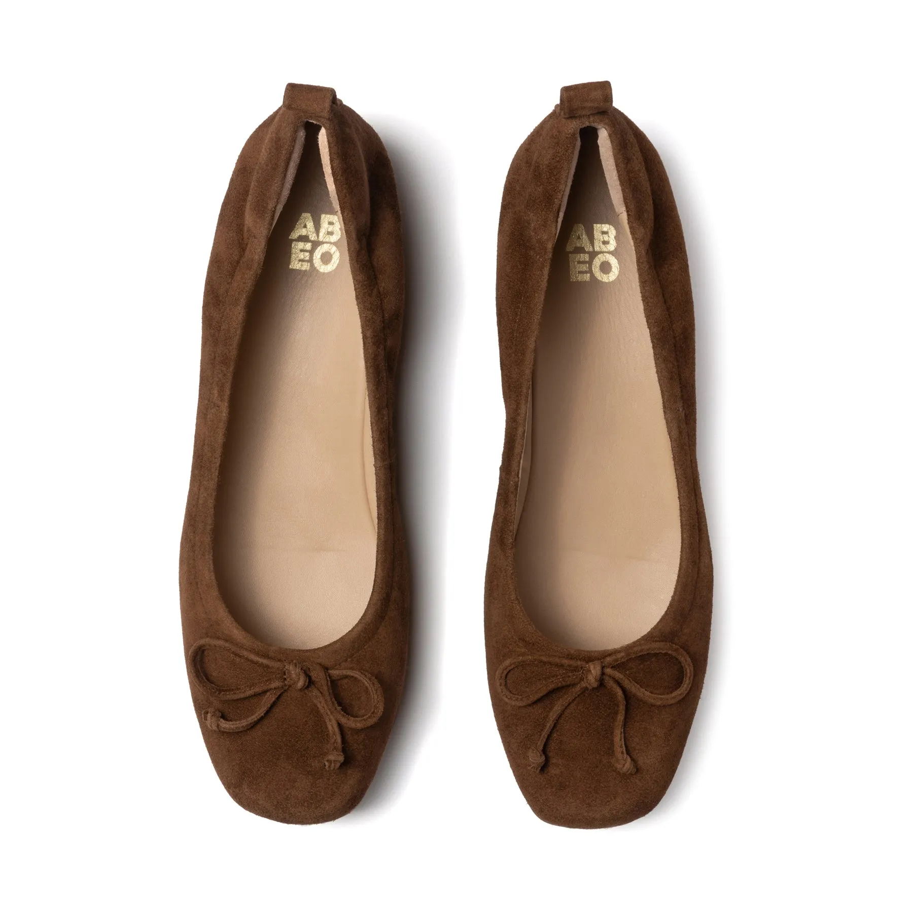 Cadence Bow Comfort Step