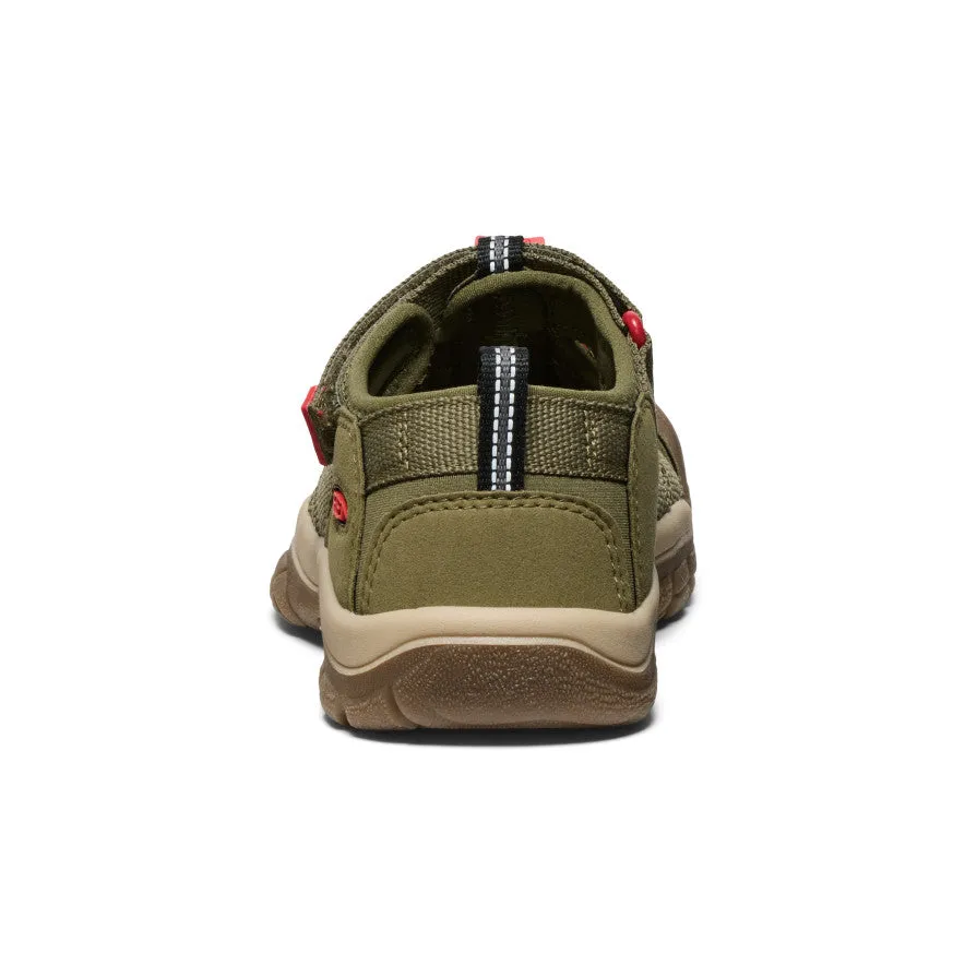Big Kids' Newport H2  |  Martini Olive/Aura Orange Trendy Vacation Sandals Back to Nature