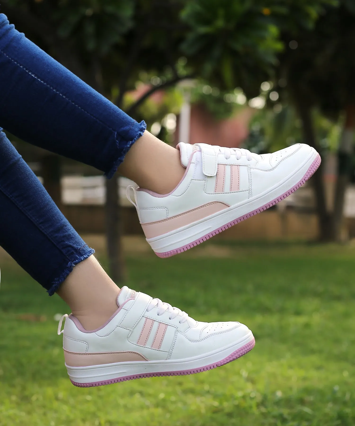 Ocean Edge Stone Gray Bacca Bucci PHOENIX Low-Top Fashion Women's Sneakers with Hook & Loop Closure