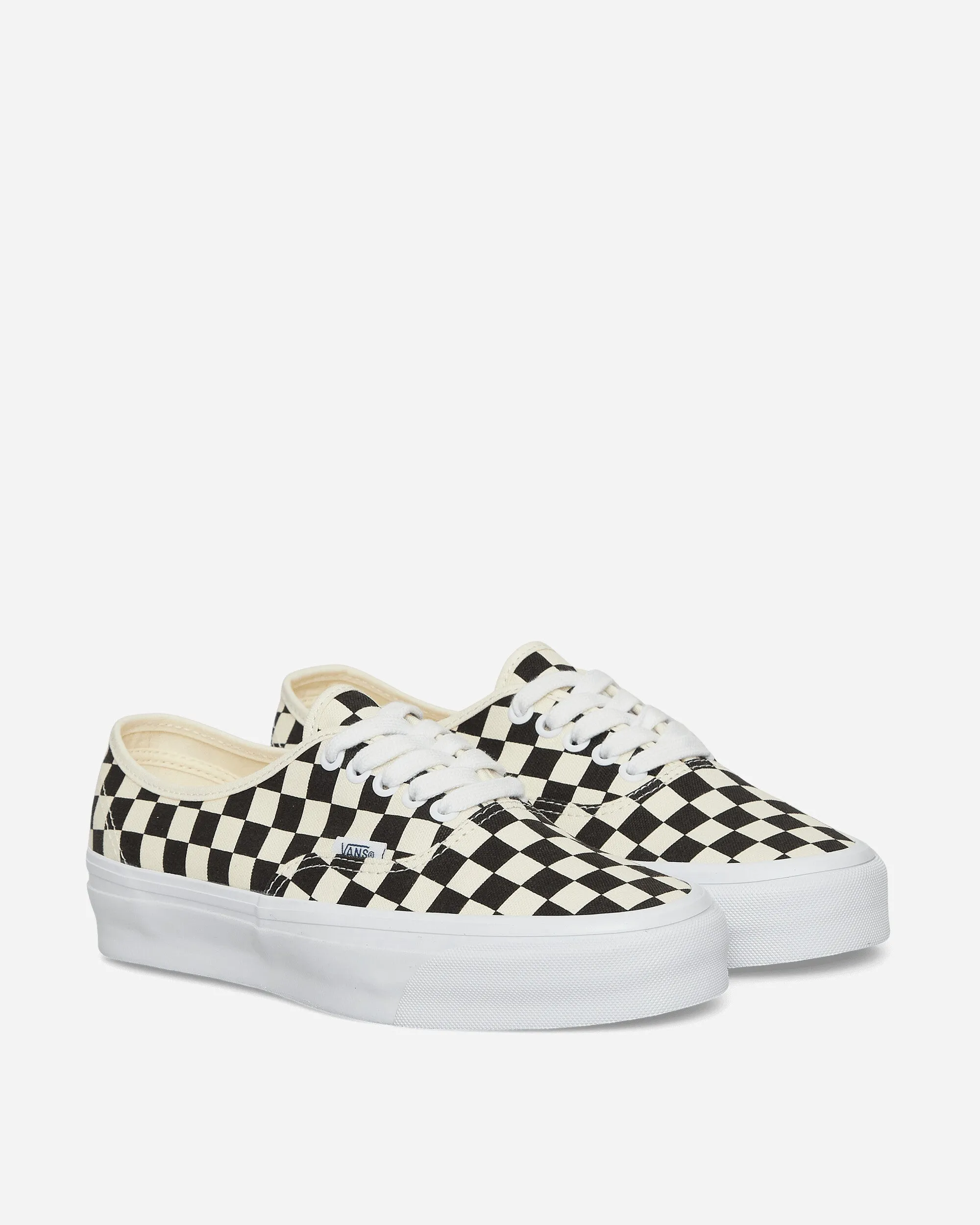 Durable Fabric Authentic LX Reissue 44 Sneakers Black / Off White