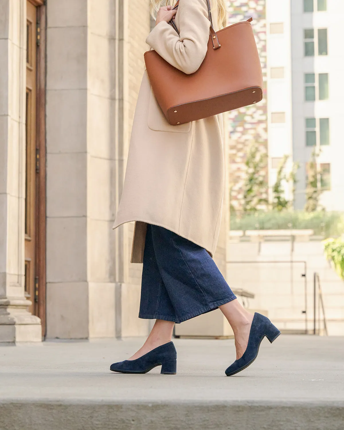 Avenue Pump Nordic style Patent Cover