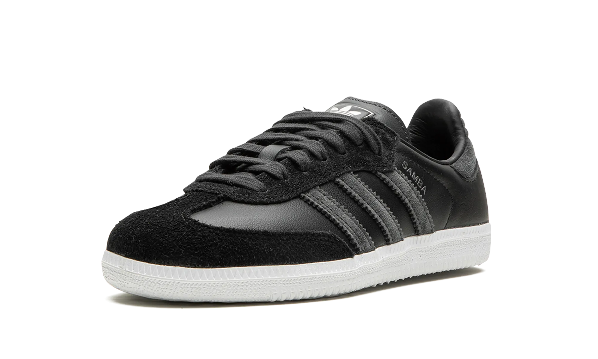 Flexible Sweat Resistant Frequent Travelers Samba Adv "Carbon"