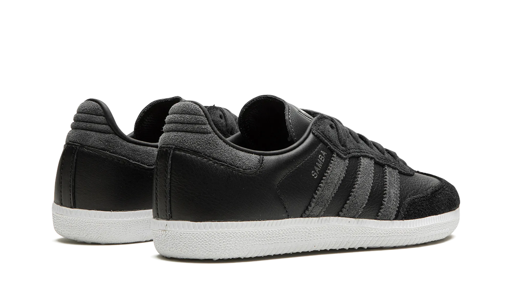 Stable Step Samba Adv "Carbon"