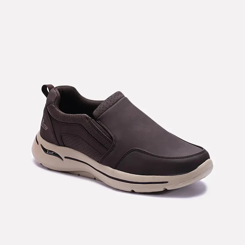 Brown Slip On Sneakers 0120568 Daily Activity Athletic Design