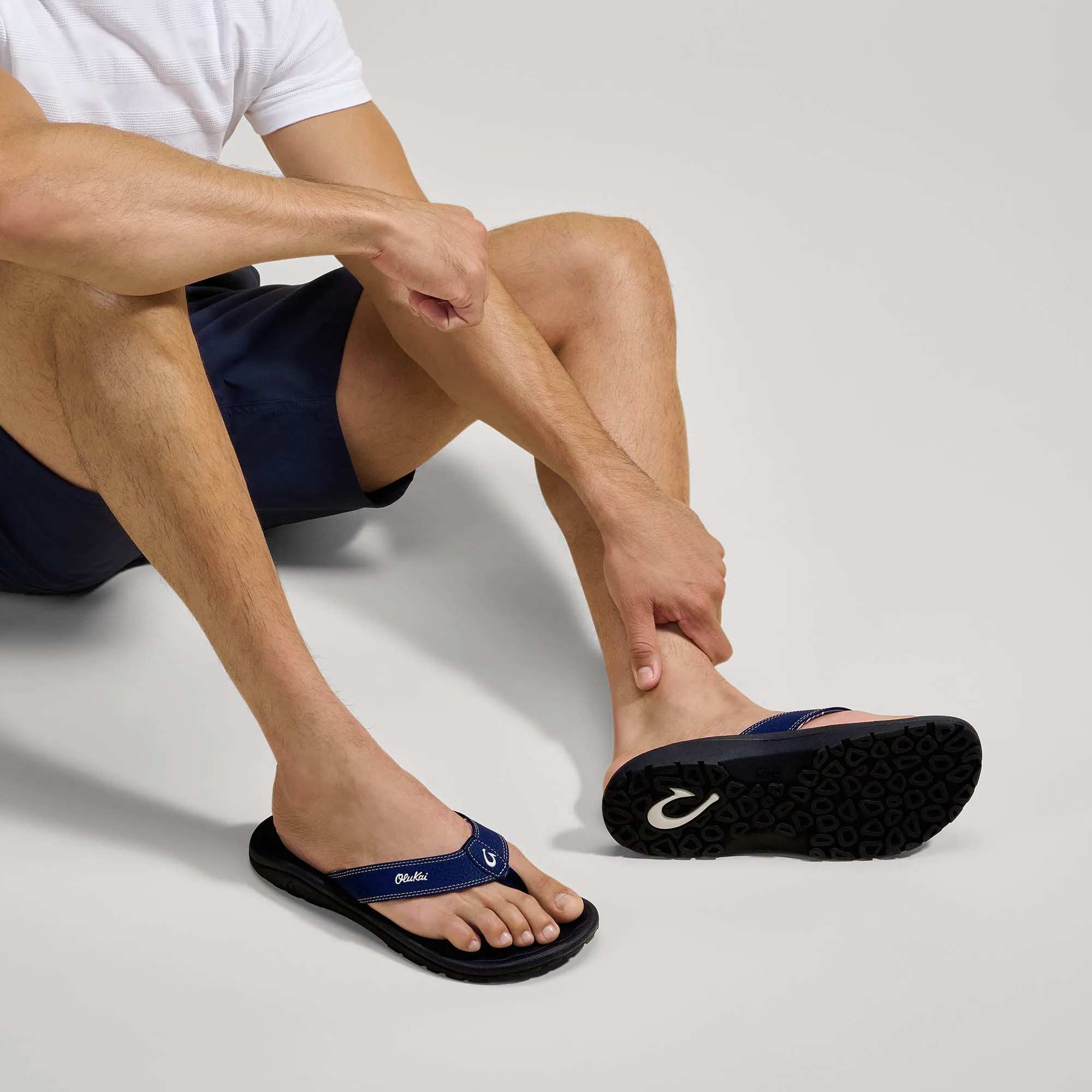 ??Ohana - Navy / Onyx All-day outdoor comfort Smooth Surface
