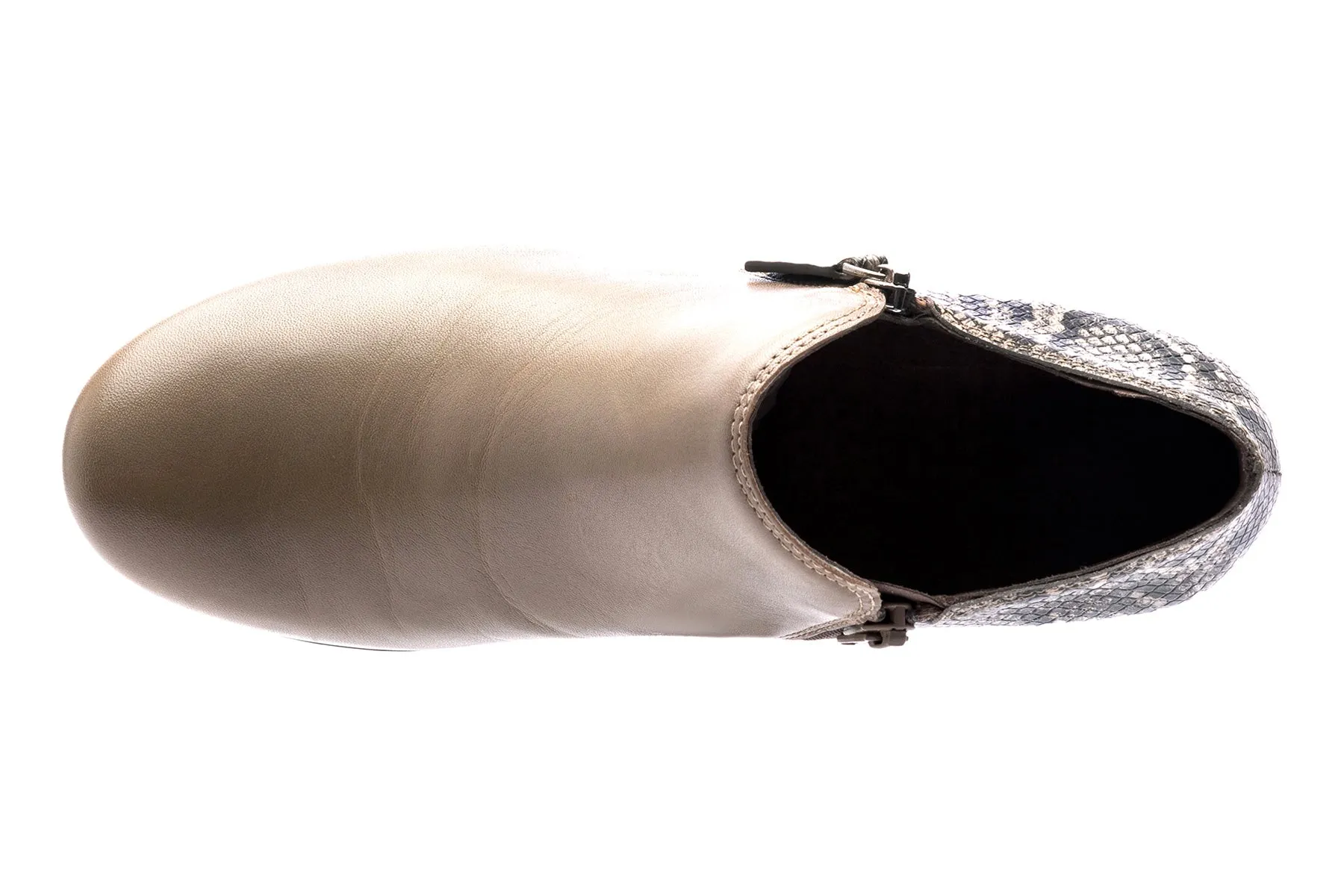 Minimal Build Wrinkle Resistant Lanora Metatarsal