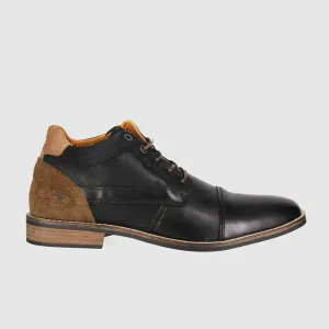 Dynamite Lace Up Boots Black Clean Silhouette Padded Footbed