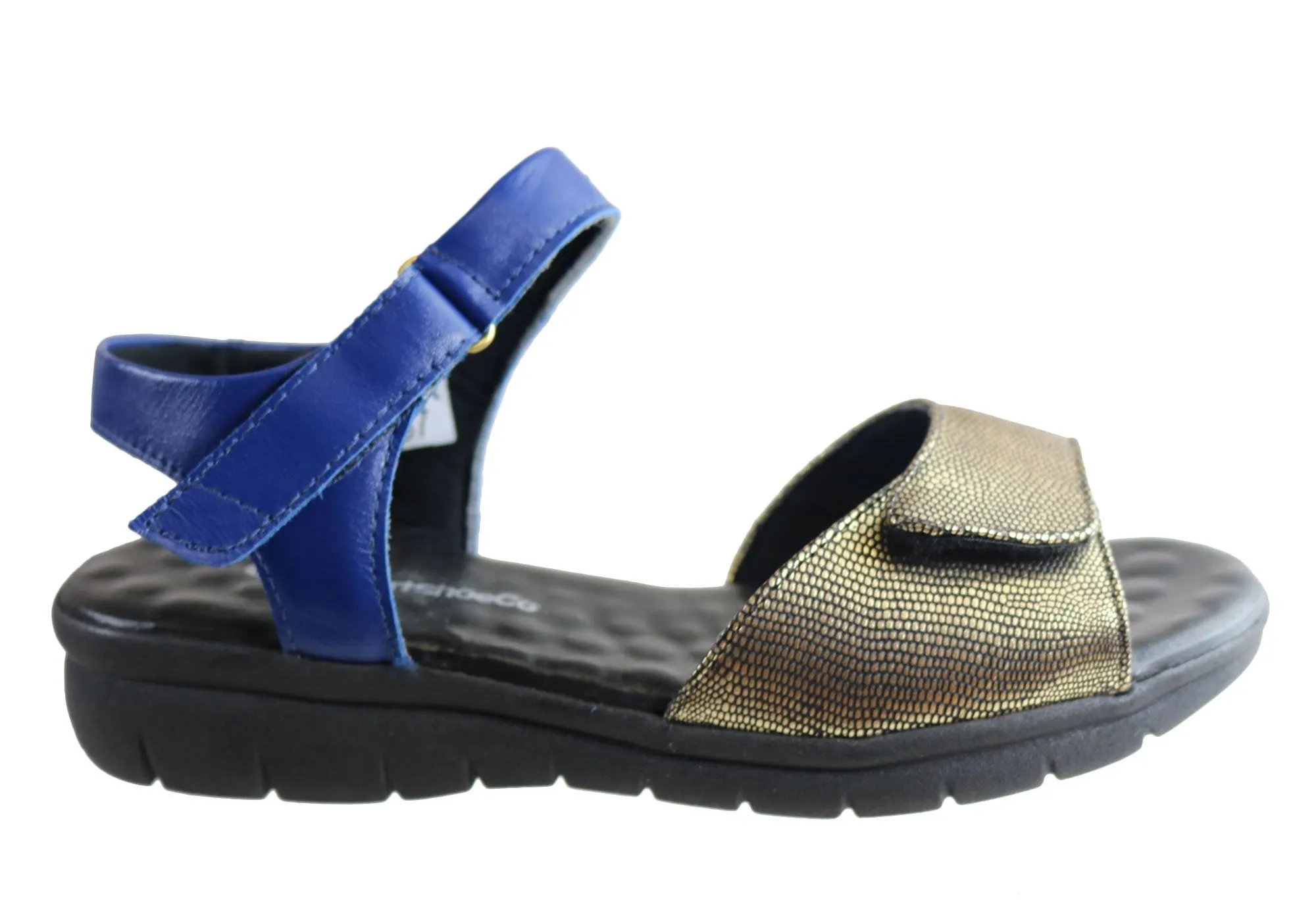 Comfortshoeco Sally Womens Leather Sandals With Adjustable Straps Comfortable Footwear for Summer Chic Travel Flats